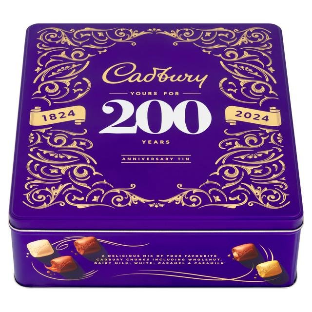 Estuche de regalo con cuchara para especias y lata de Cadbury Dairy Milk Chunk de 720 g